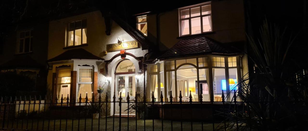 Sunnycroft Private Hotel لاندودنو المظهر الخارجي الصورة